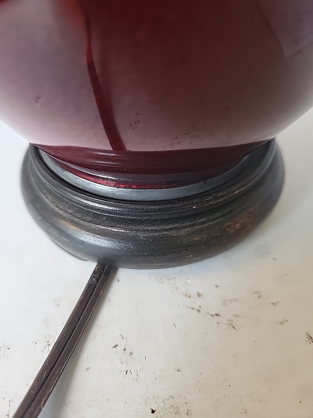 Vintage Japanese Chinoiserie Pigeonblood Red Lamp - Picture 6 of 11